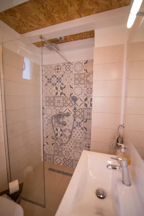 Apartment Andrej Studio A2 Veli Losinj Croatia