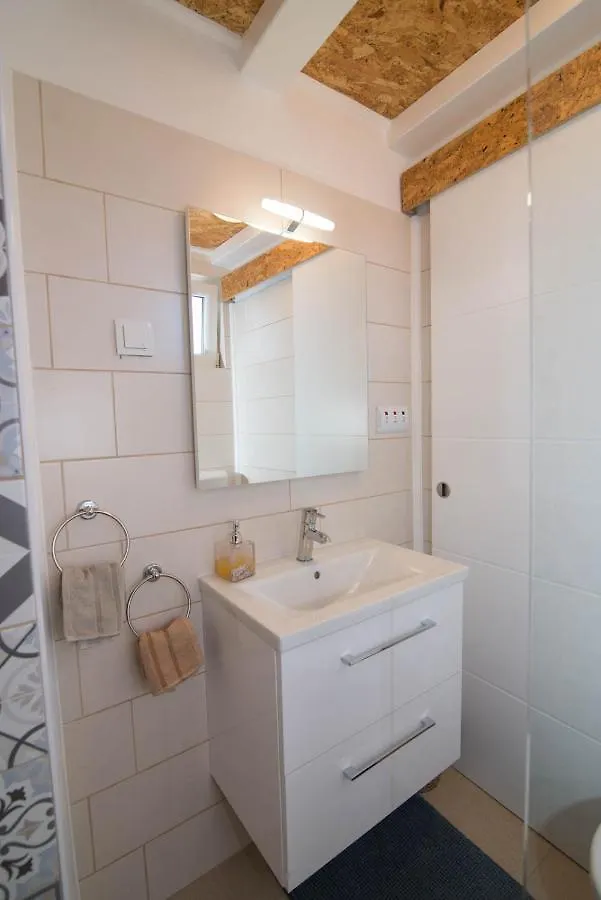 Andrej Studio A2 Veli Losinj