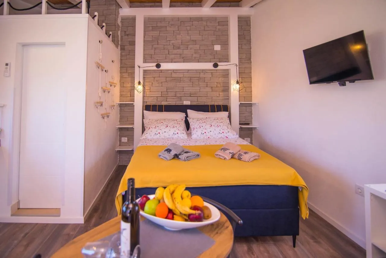 Apartment Andrej Studio A2 Veli Losinj