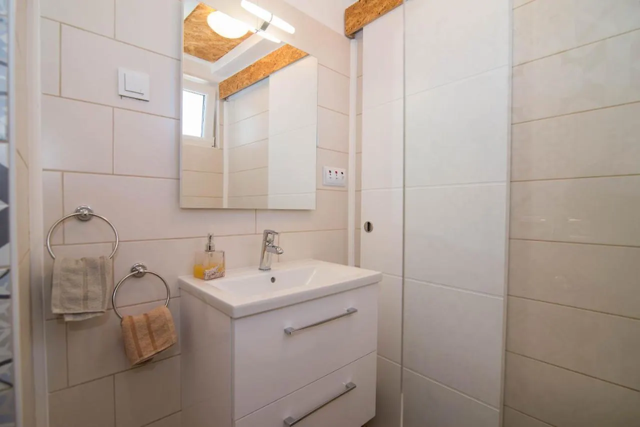 Andrej Studio A2 Veli Losinj Croatia