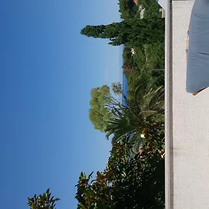Pinoapplosinj Appartamento