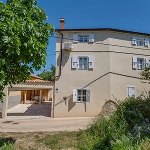 Apartment Mediterranes M. Terrasse, Veli Lošinj
